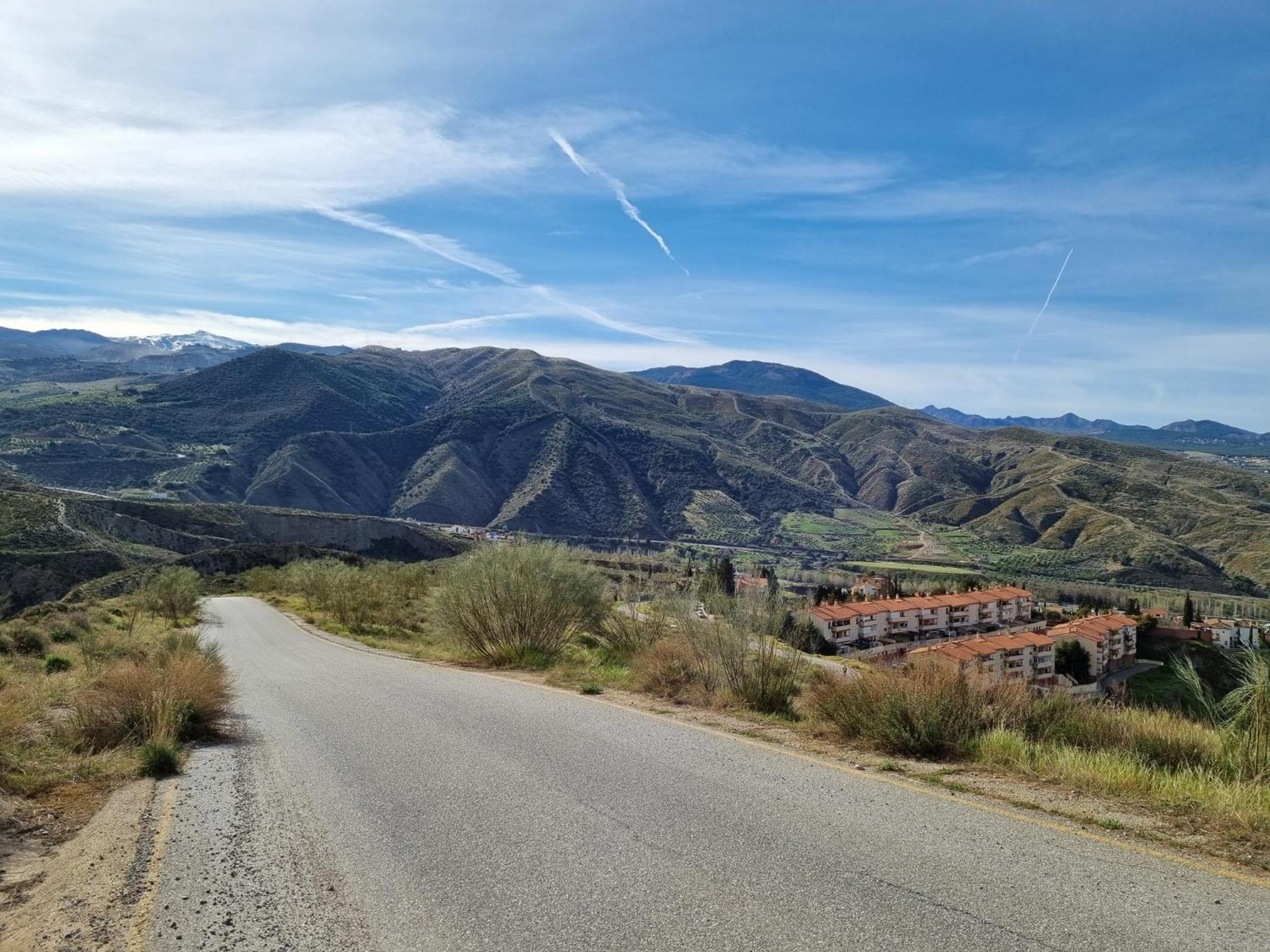 La Colina Ladyblue Apto Acogedor Cerca De Sierra Nevada Y Alhambra Cenes De La Vega Luaran gambar